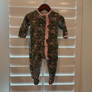 Floral with ruffle detail Magnetic Me Sleeper 3-6mo
